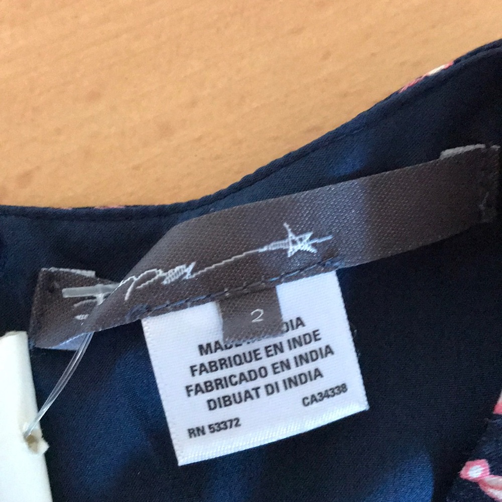 Patterned Dress - Picture 3 of 5